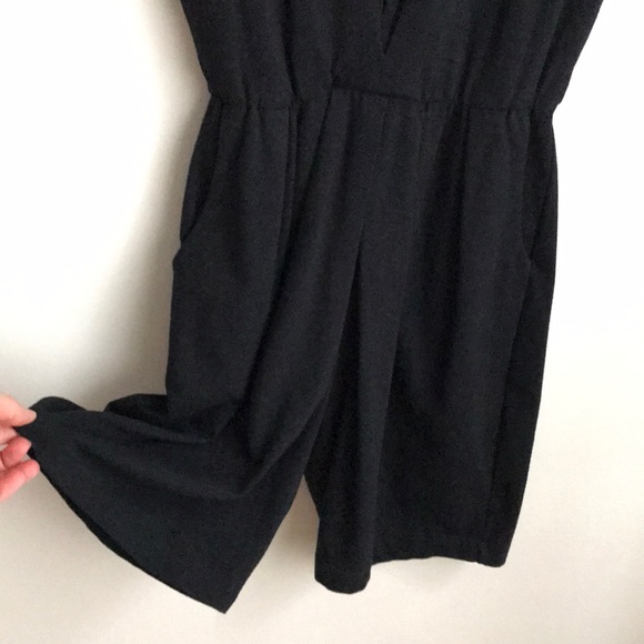 Vintage Deep V Shorts Zip Back Romper - Picture 10 of 10